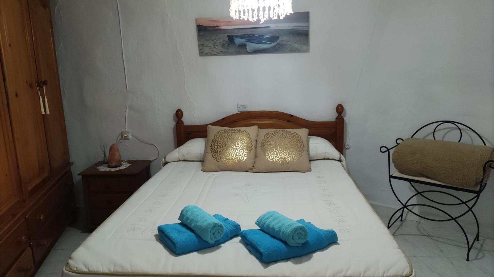 Cueva La Tita Del Pan Guest House Bacor Exterior photo